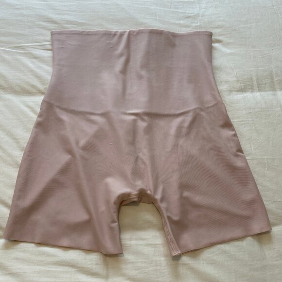 Yummie Shapewear Short Nude M - Picture 1 of 4